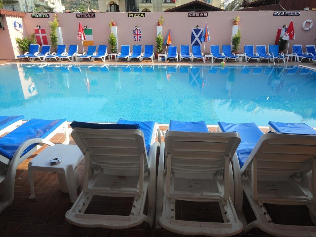 Club Chicago Hotel Marmaris Bagian luar foto