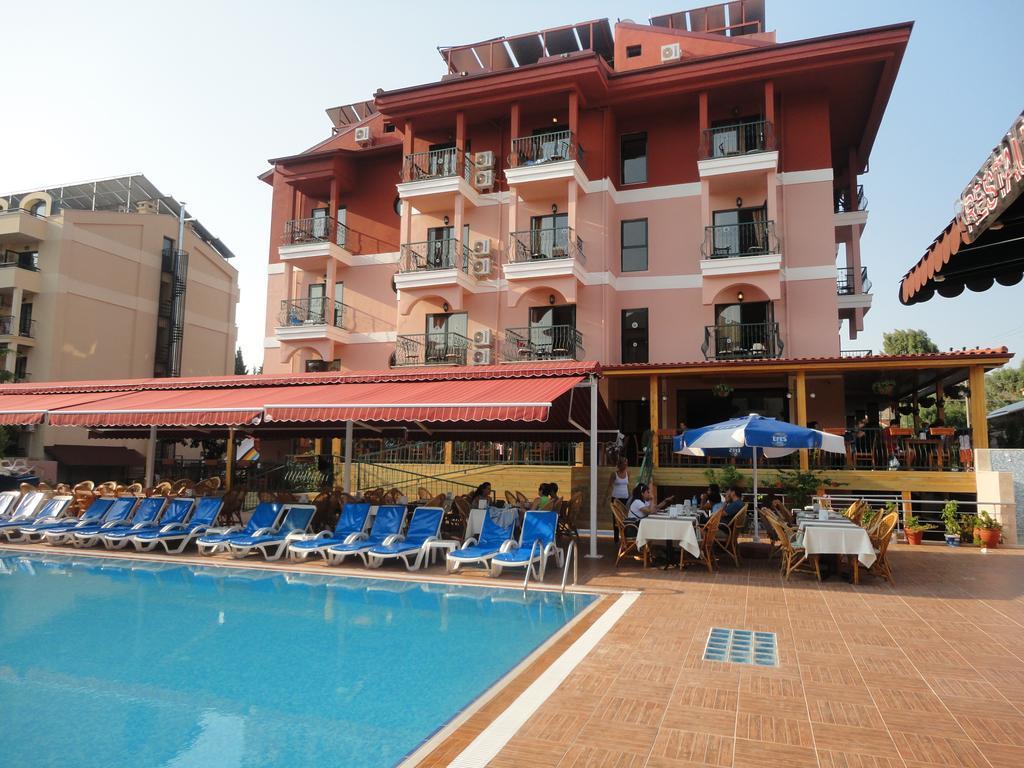 Club Chicago Hotel Marmaris Bagian luar foto